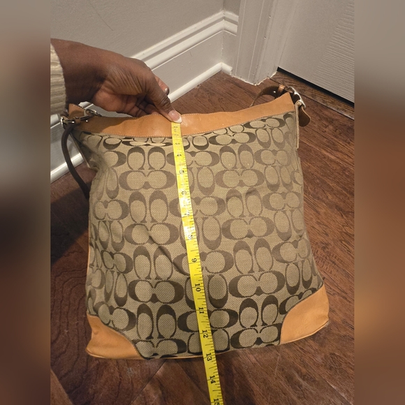 Coach K2H-1955 Chelsea Duffel Convertible Signature Logo Canvas & Leather Hobo - Picture 7 of 14